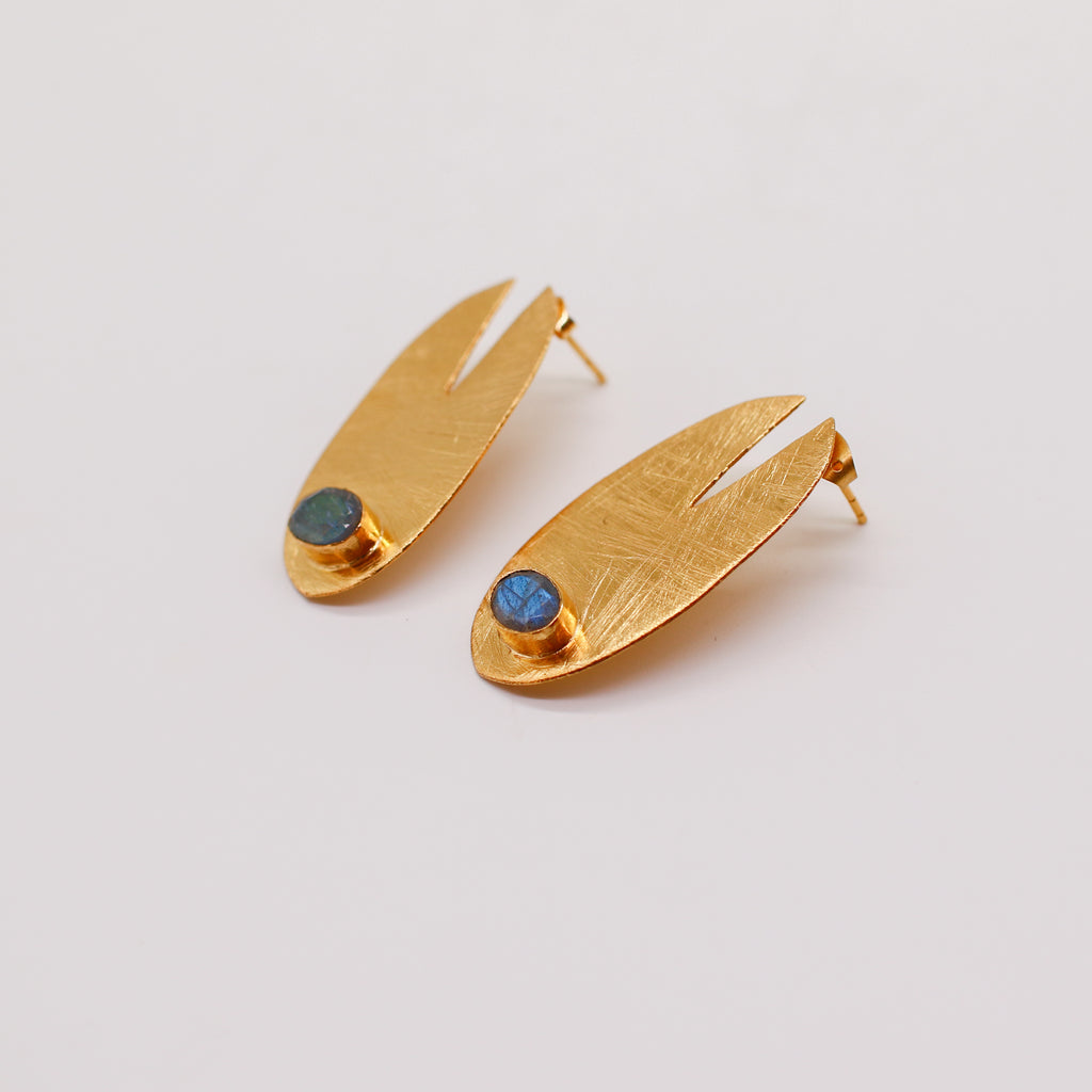 Oval stone earrings