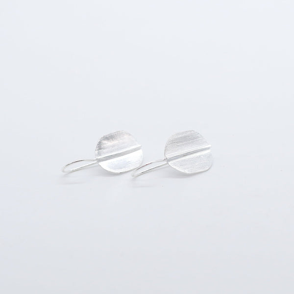 Silver folded hooks
