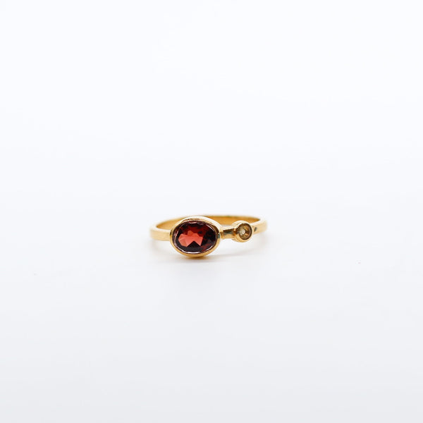 Saffron ring