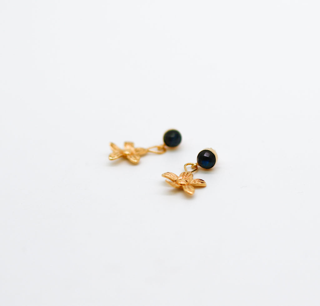 Bloom dangle earrings