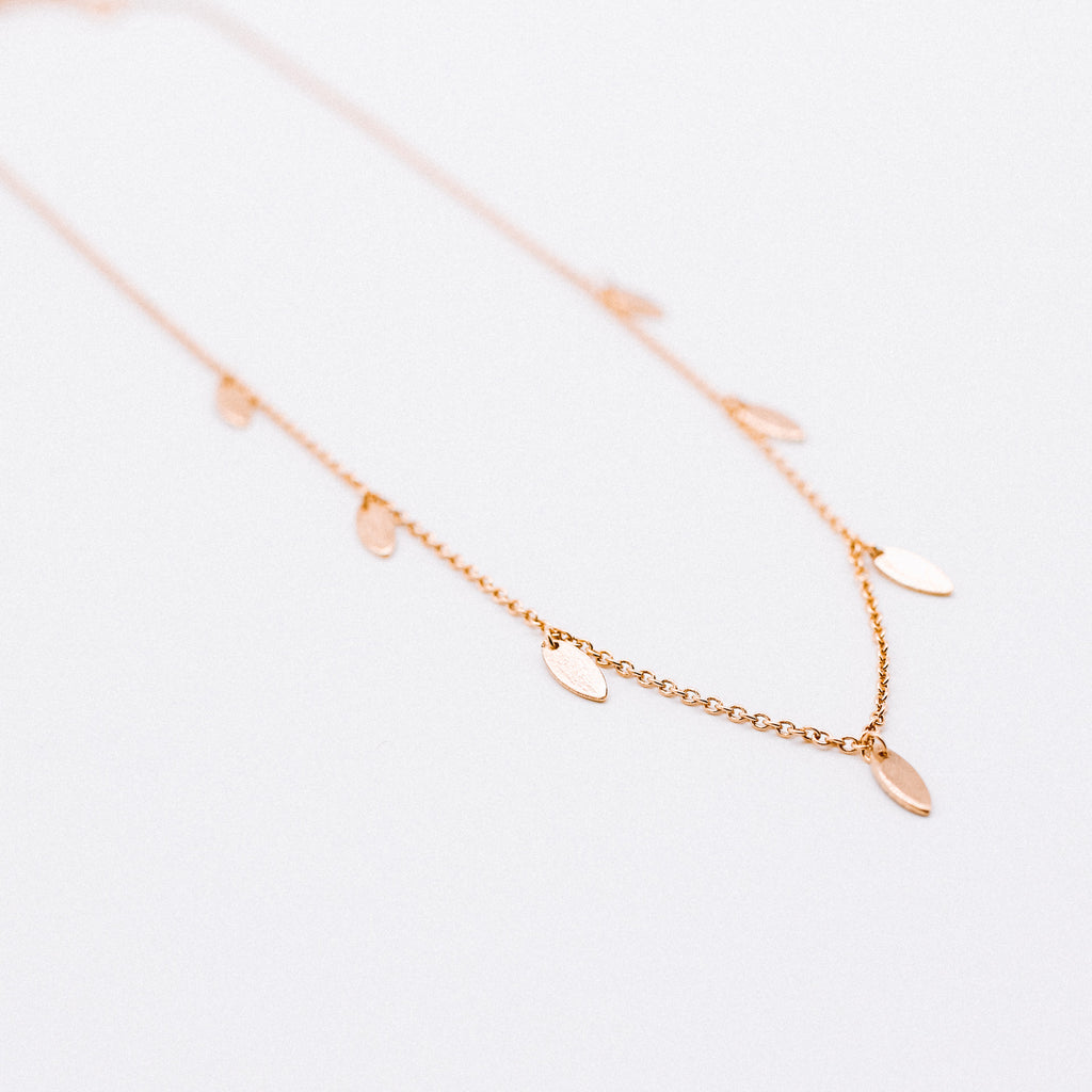 Oval disk necklace