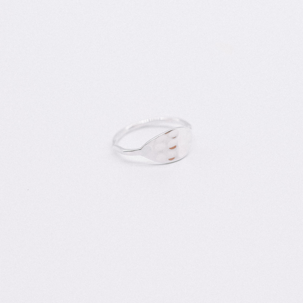 Siver hand beaten ring