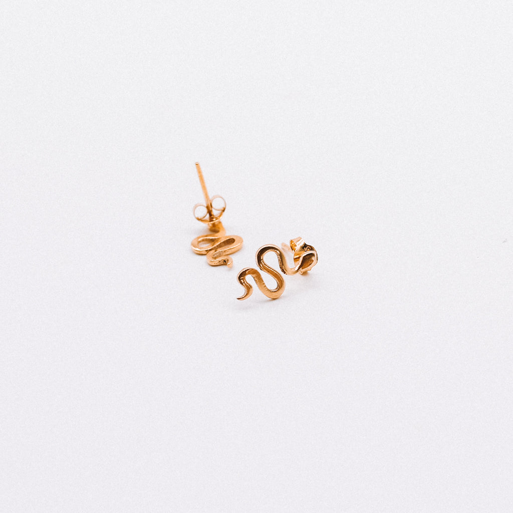 Snake studs