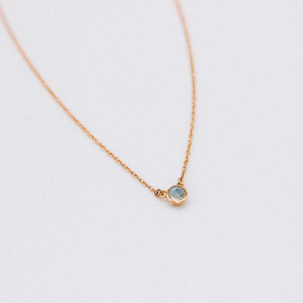 Mini single stone necklace